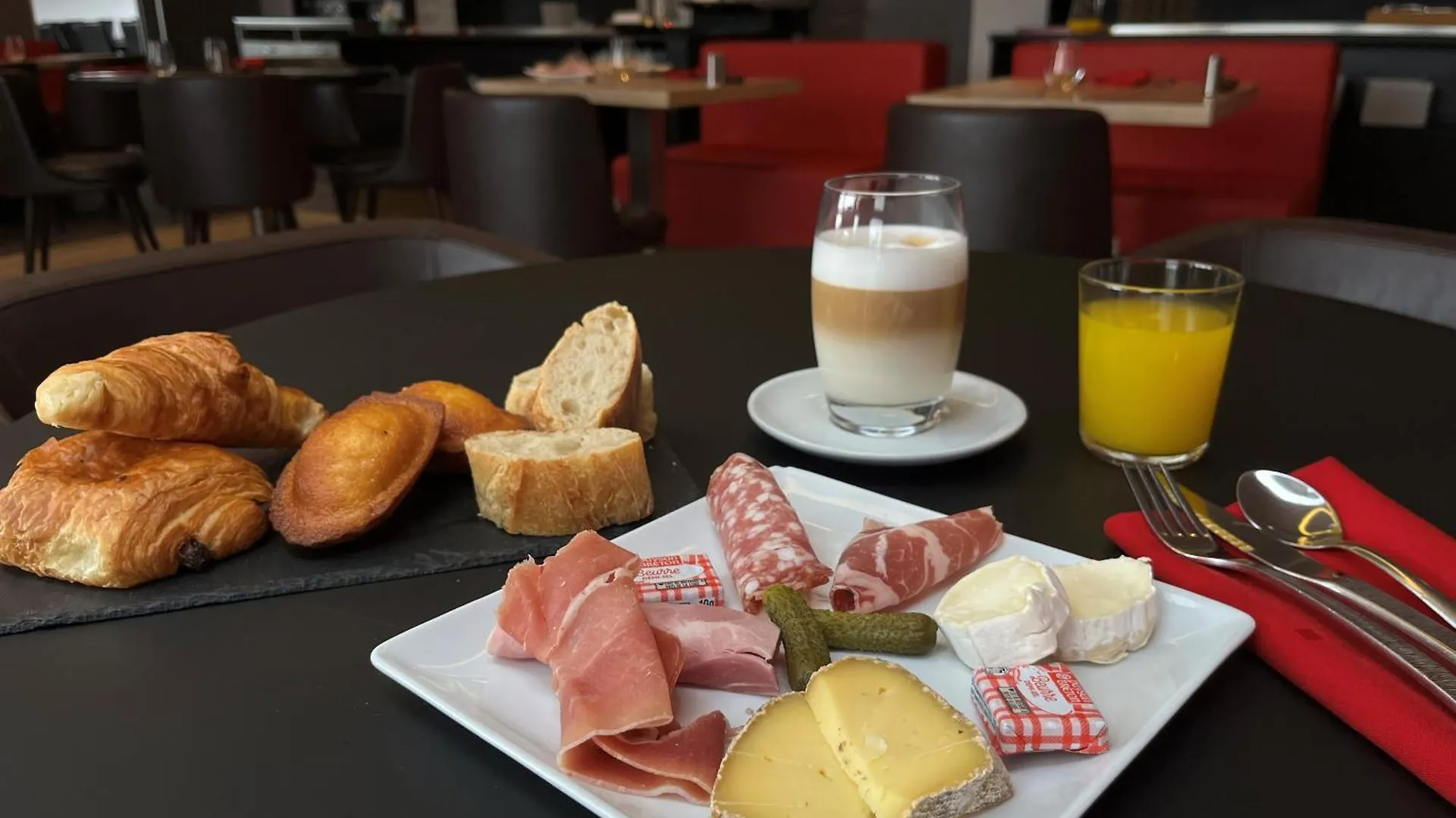 Brit Hotel le Kérodet Ergué-Gabéric