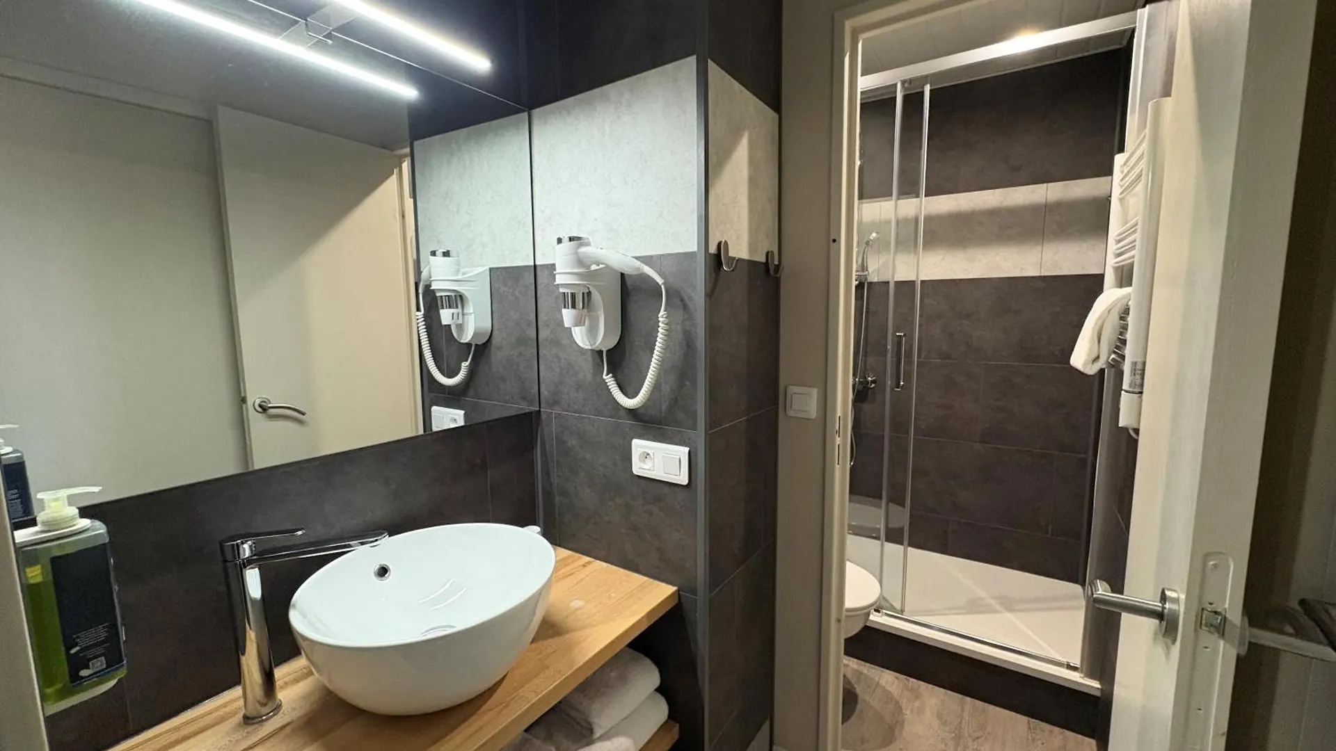 Brit Hotel Quimper Nord Ergue-Gaberic 3*,  France